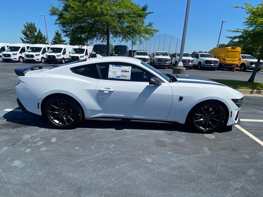 2026 Ford Mustang Dark Horse