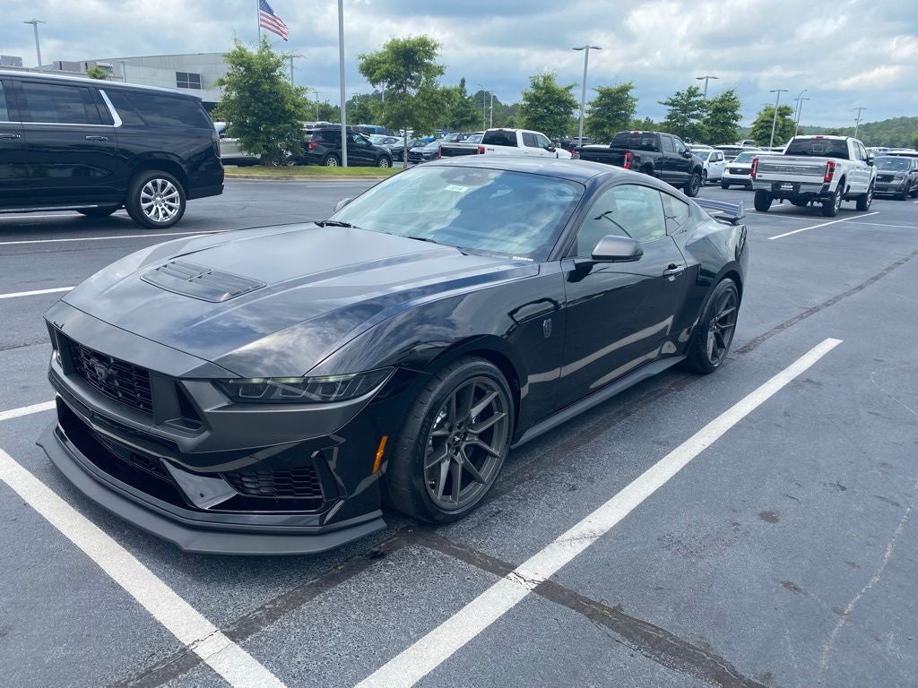 2026 Ford Mustang Dark Horse