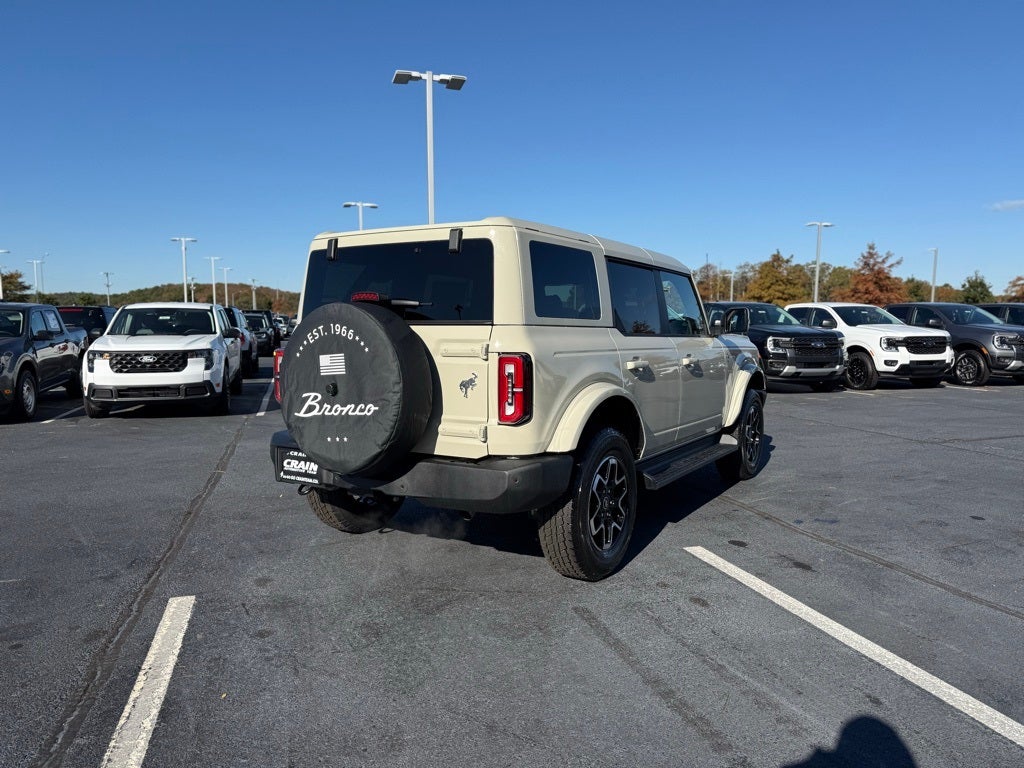 2025 Ford Bronco Outer Banks