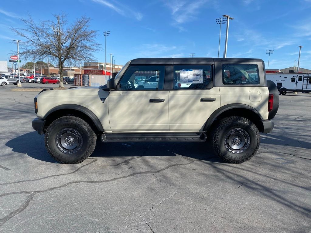 2025 Ford Bronco Base