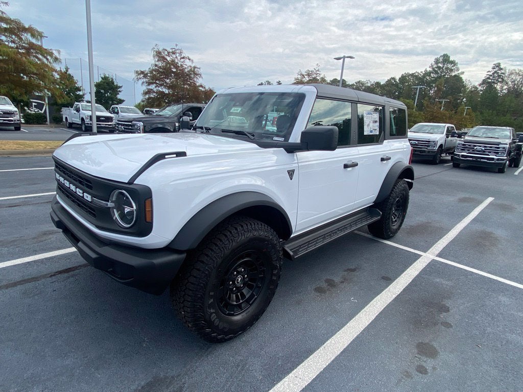 2026 Ford Bronco Base