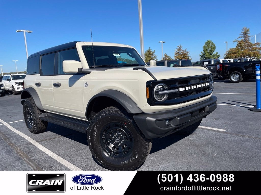 2026 Ford Bronco Outer Banks