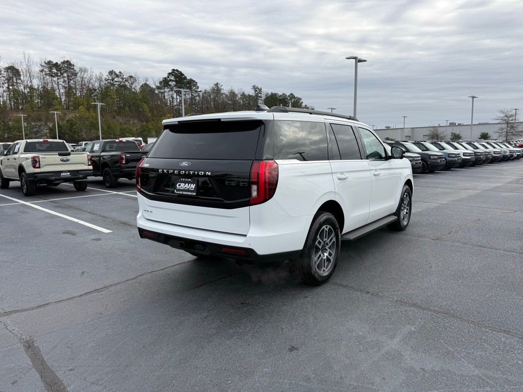 2026 Ford Expedition Active