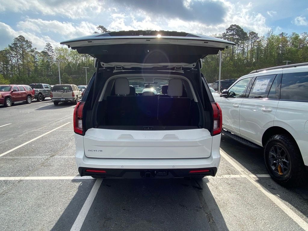 2026 Ford Expedition Active