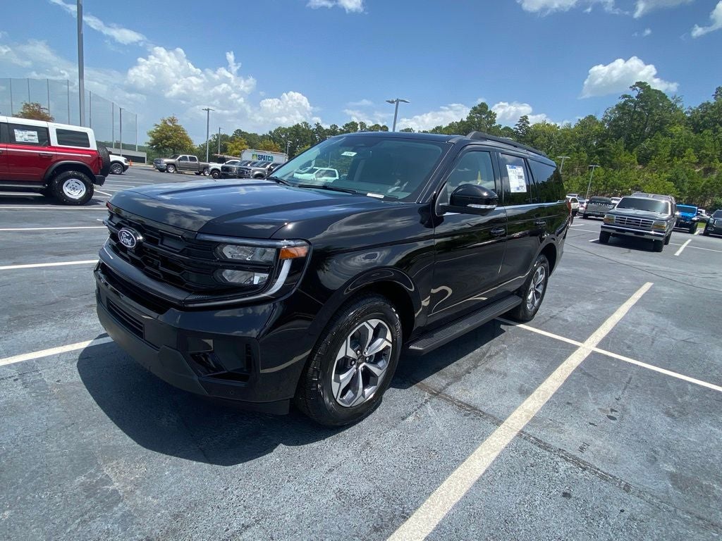 2027 Ford Expedition Active
