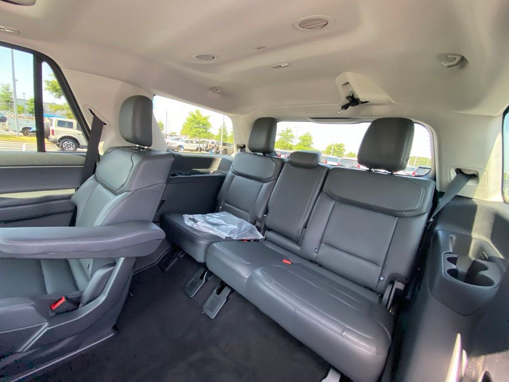 2027 Ford Expedition Active