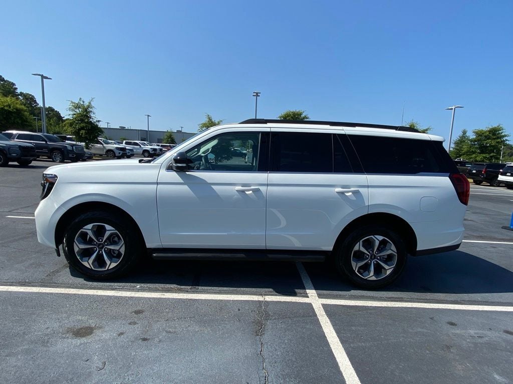 2027 Ford Expedition Active
