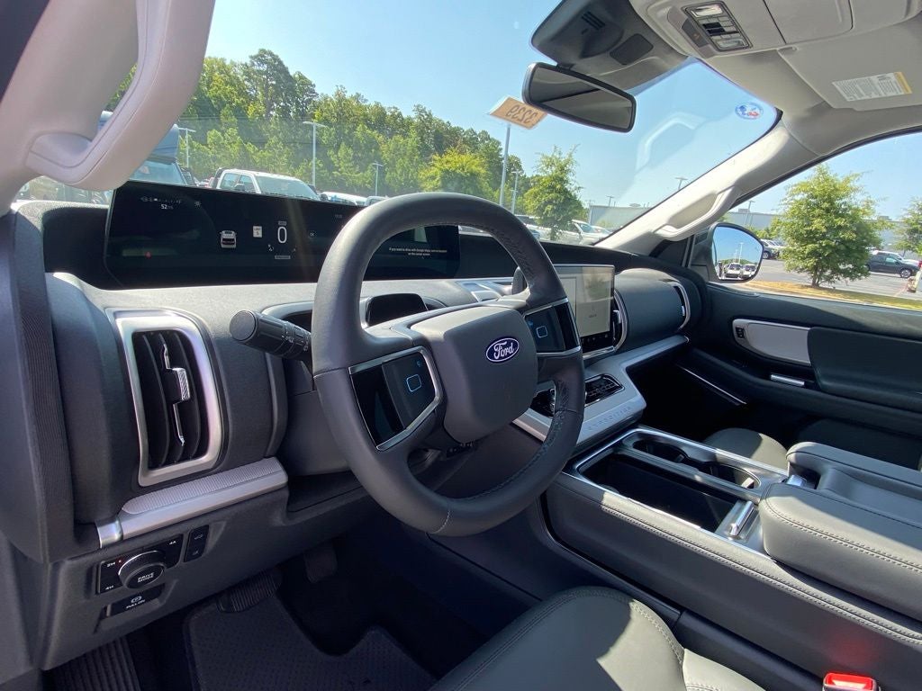 2027 Ford Expedition Active