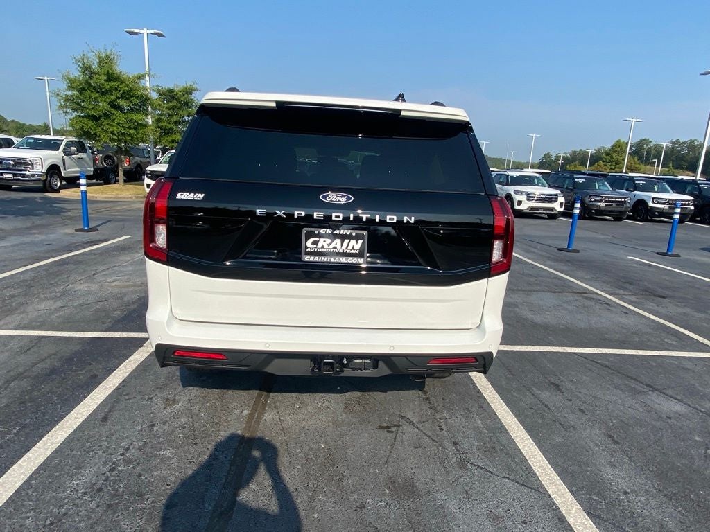 2027 Ford Expedition Active