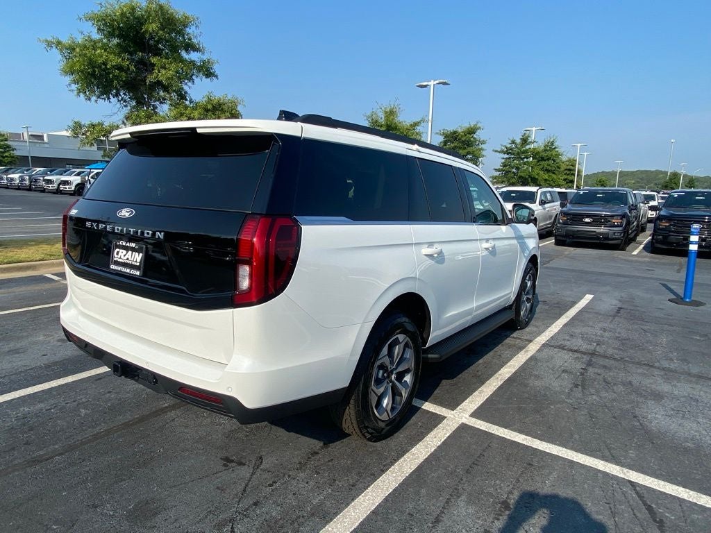 2027 Ford Expedition Active