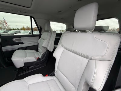 2026 Ford Expedition Platinum