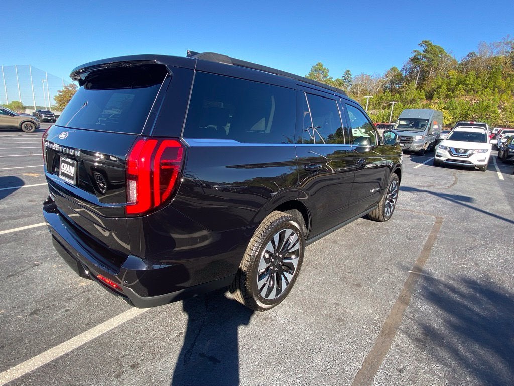 2027 Ford Expedition Platinum