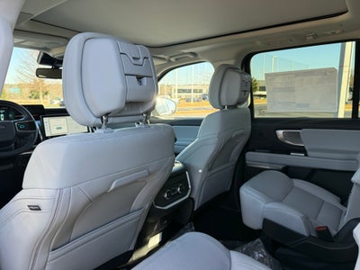 2026 Ford Expedition Platinum