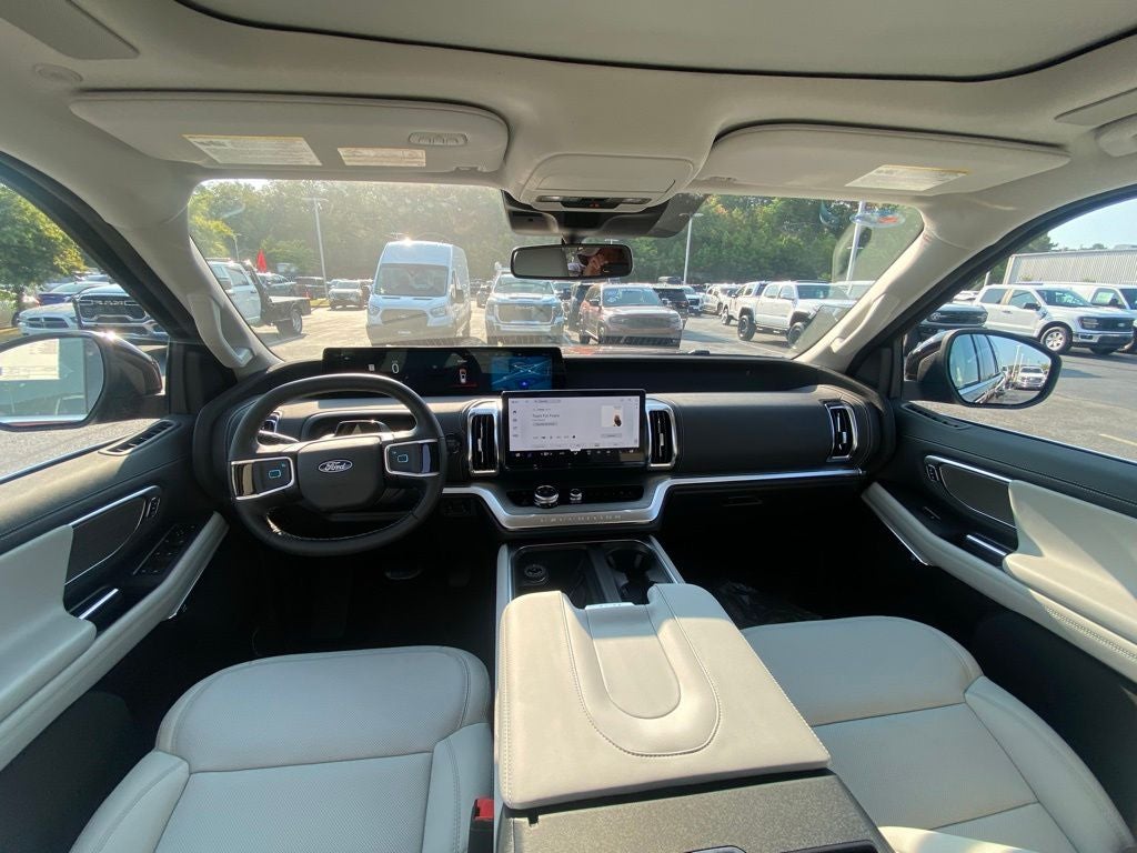 2027 Ford Expedition Platinum