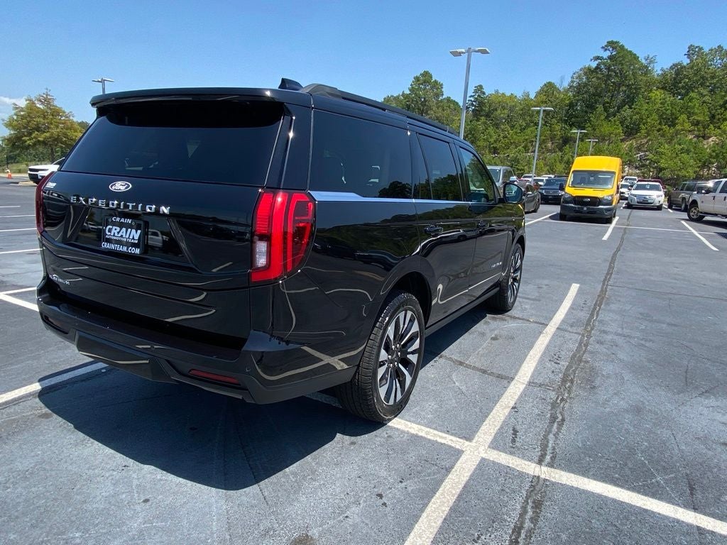 2027 Ford Expedition Platinum