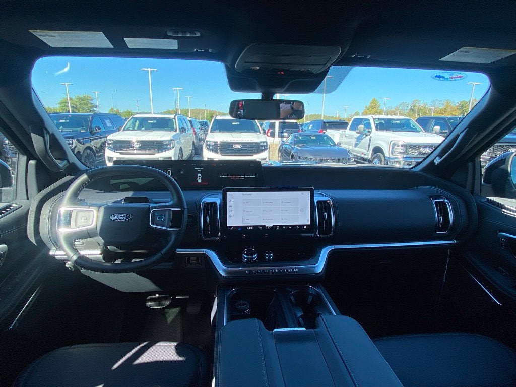 2027 Ford Expedition Platinum