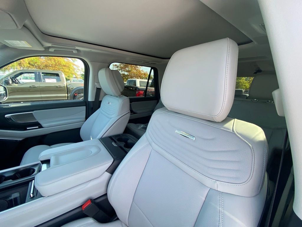 2027 Ford Expedition Platinum