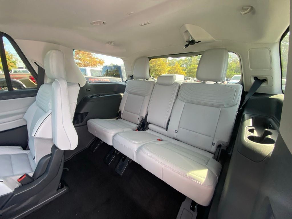2027 Ford Expedition Platinum