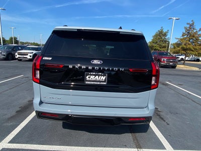 2027 Ford Expedition Platinum