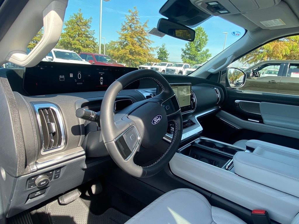 2027 Ford Expedition Platinum