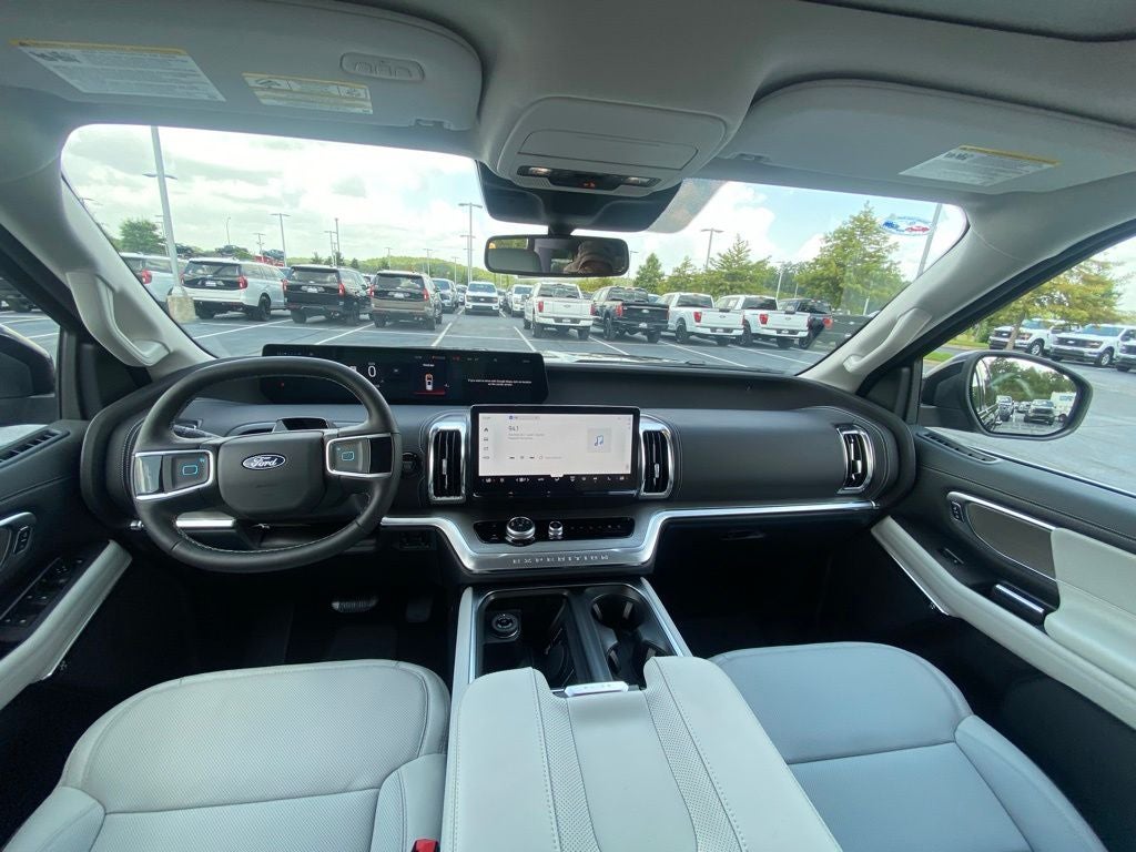 2027 Ford Expedition Platinum