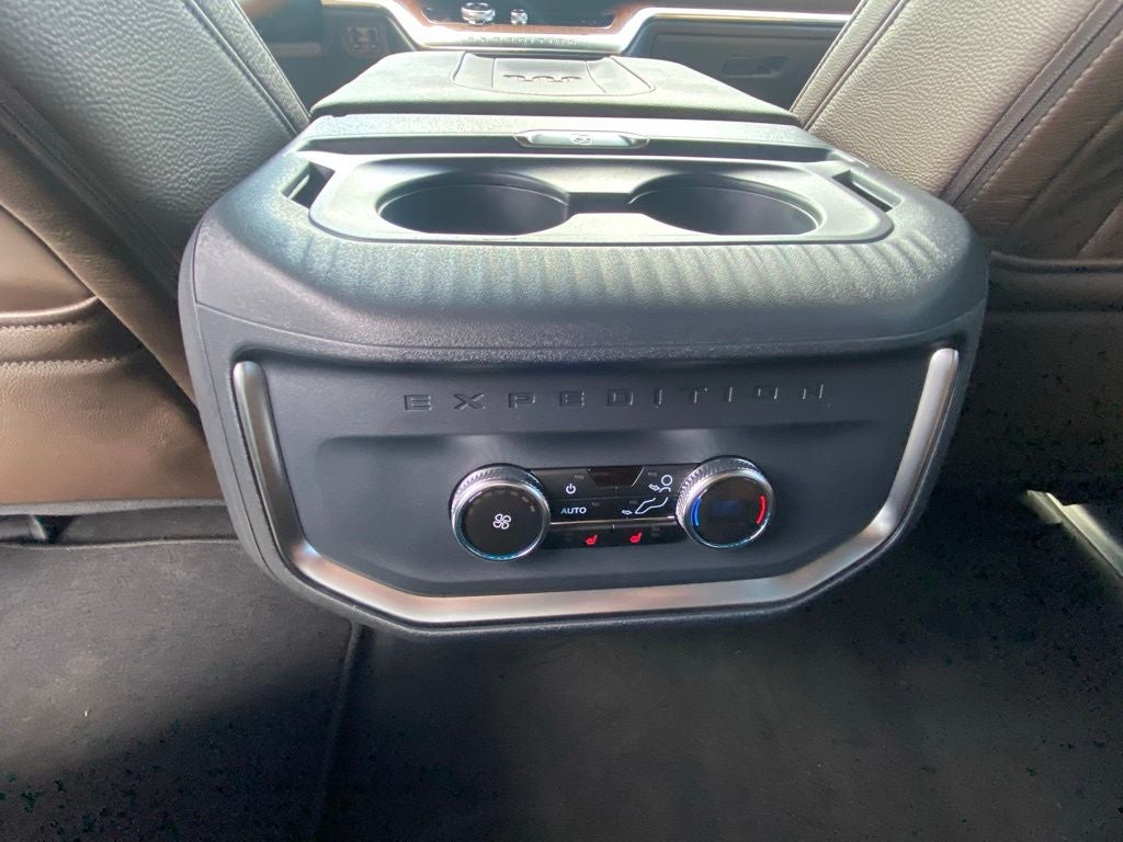 2027 Ford Expedition King Ranch
