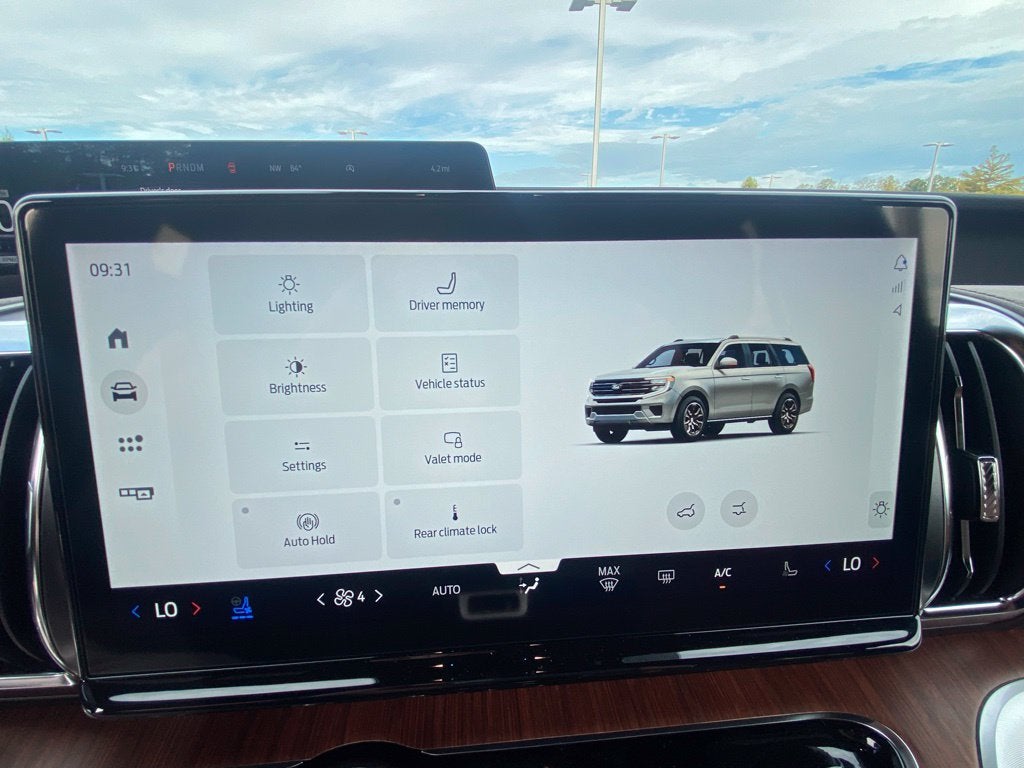 2027 Ford Expedition King Ranch