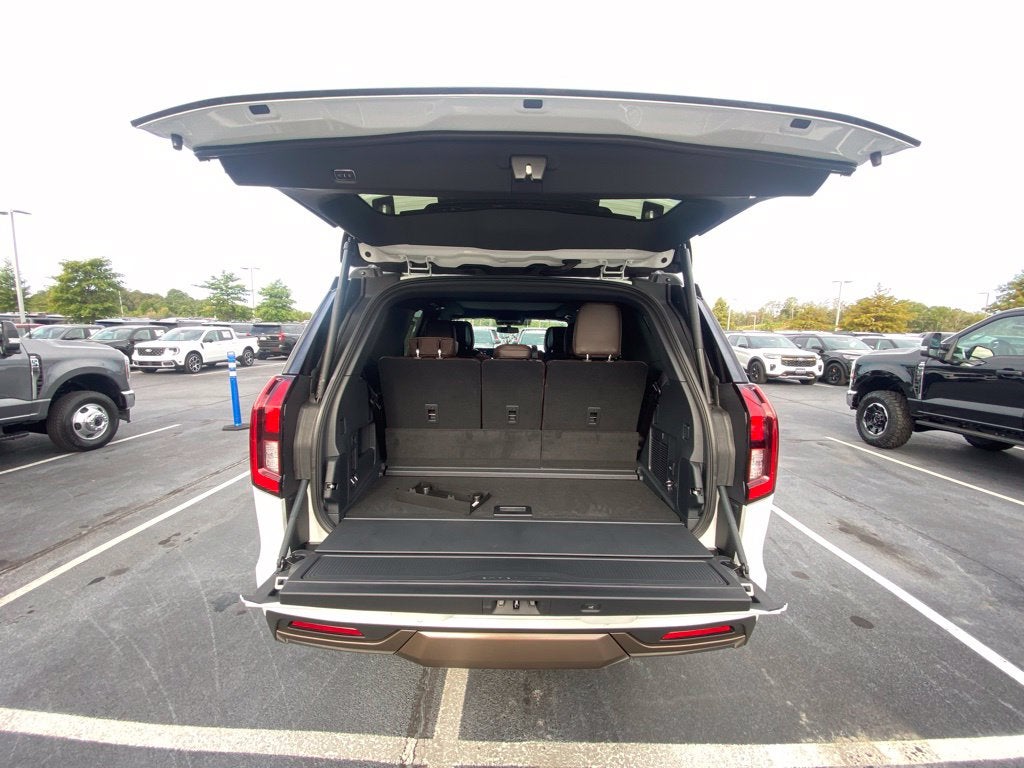 2027 Ford Expedition King Ranch
