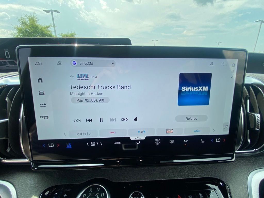 2027 Ford Expedition Tremor
