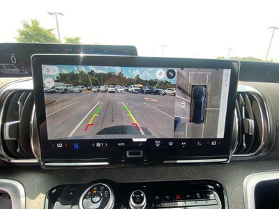 2027 Ford Expedition Tremor