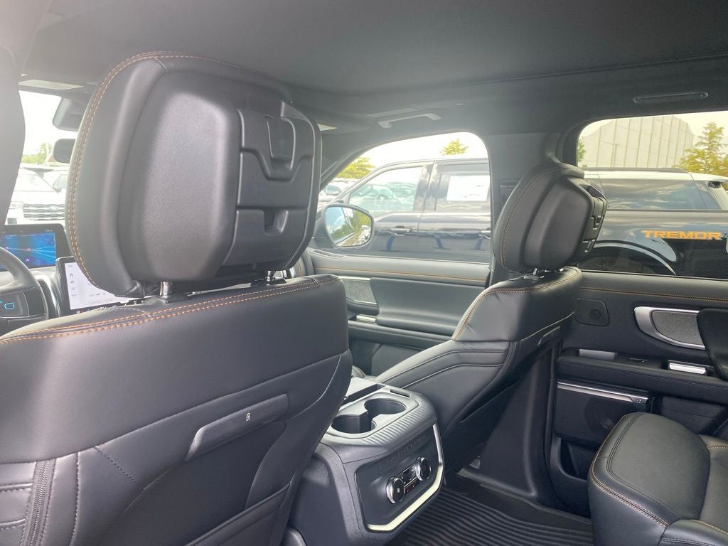 2027 Ford Expedition Tremor