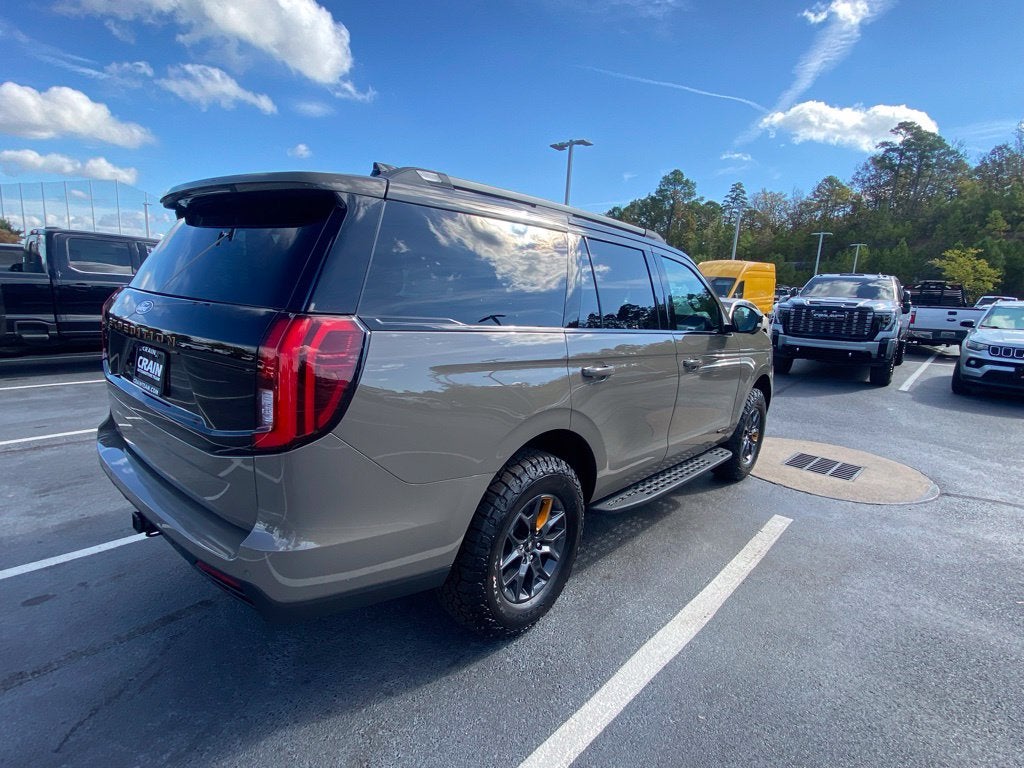 2027 Ford Expedition Tremor