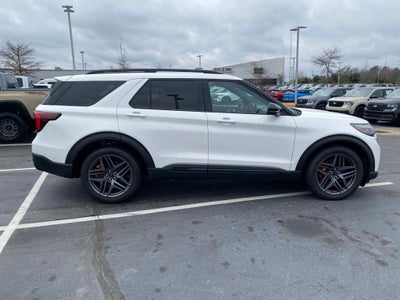 2025 Ford Explorer ST