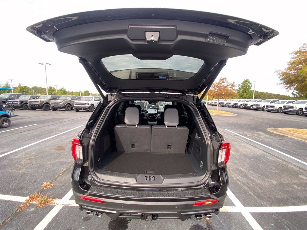 2027 Ford Explorer ST