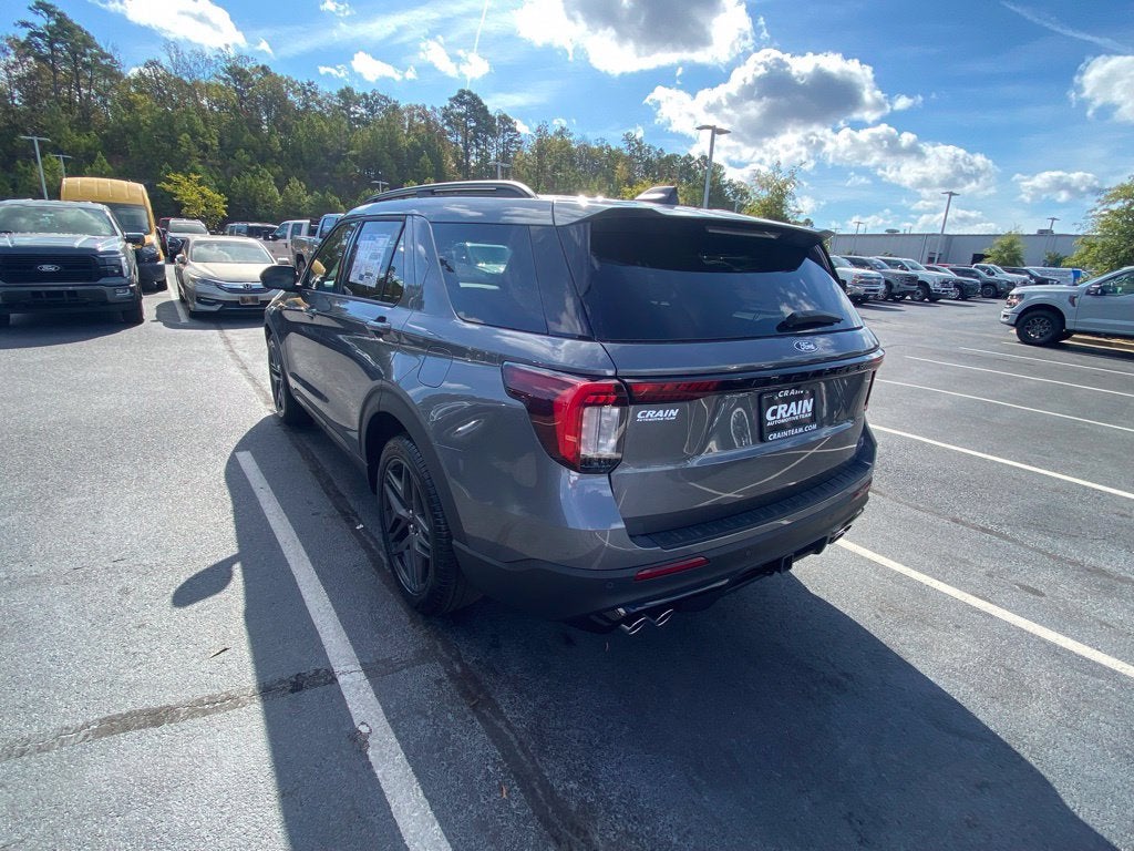 2027 Ford Explorer ST