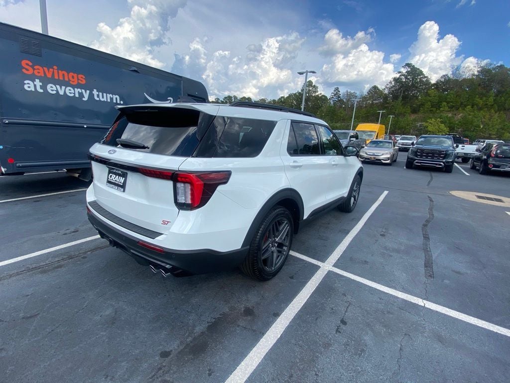 2027 Ford Explorer ST