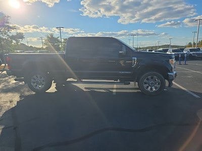2022 Ford F-250SD Lariat