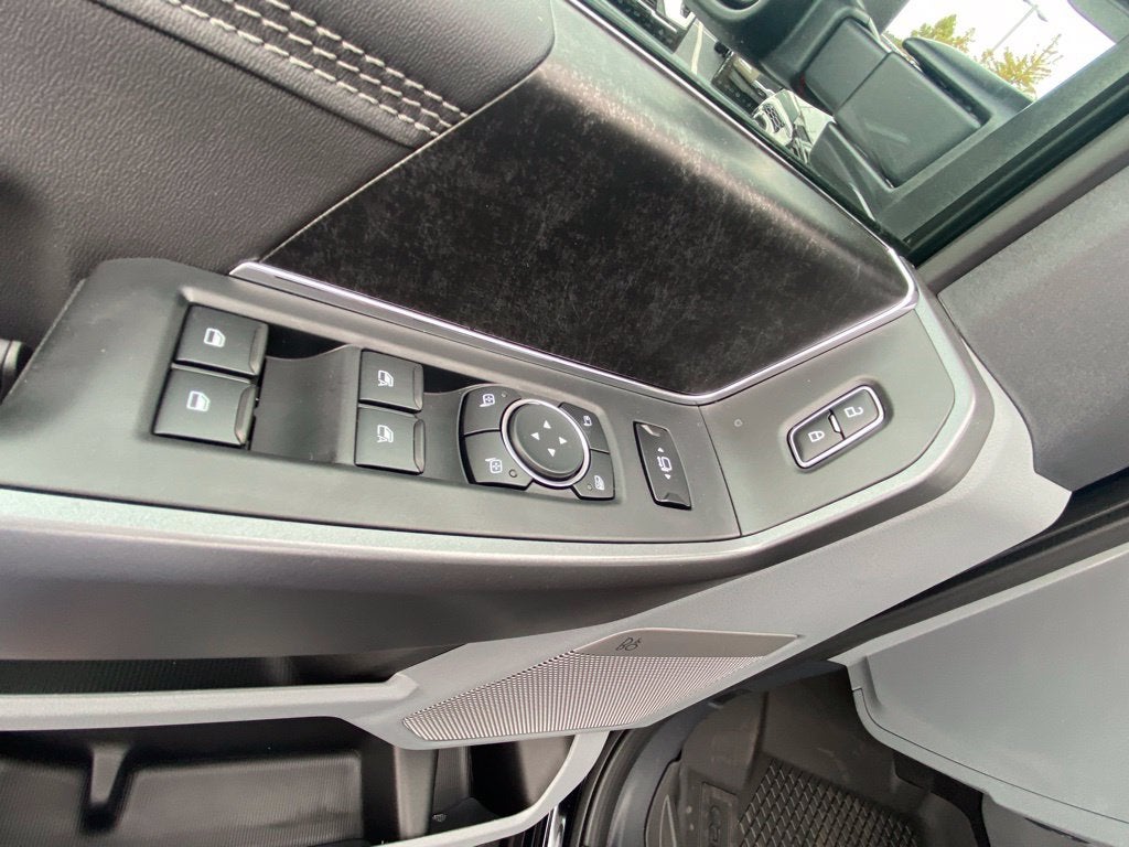 2027 Ford F-250SD XLT