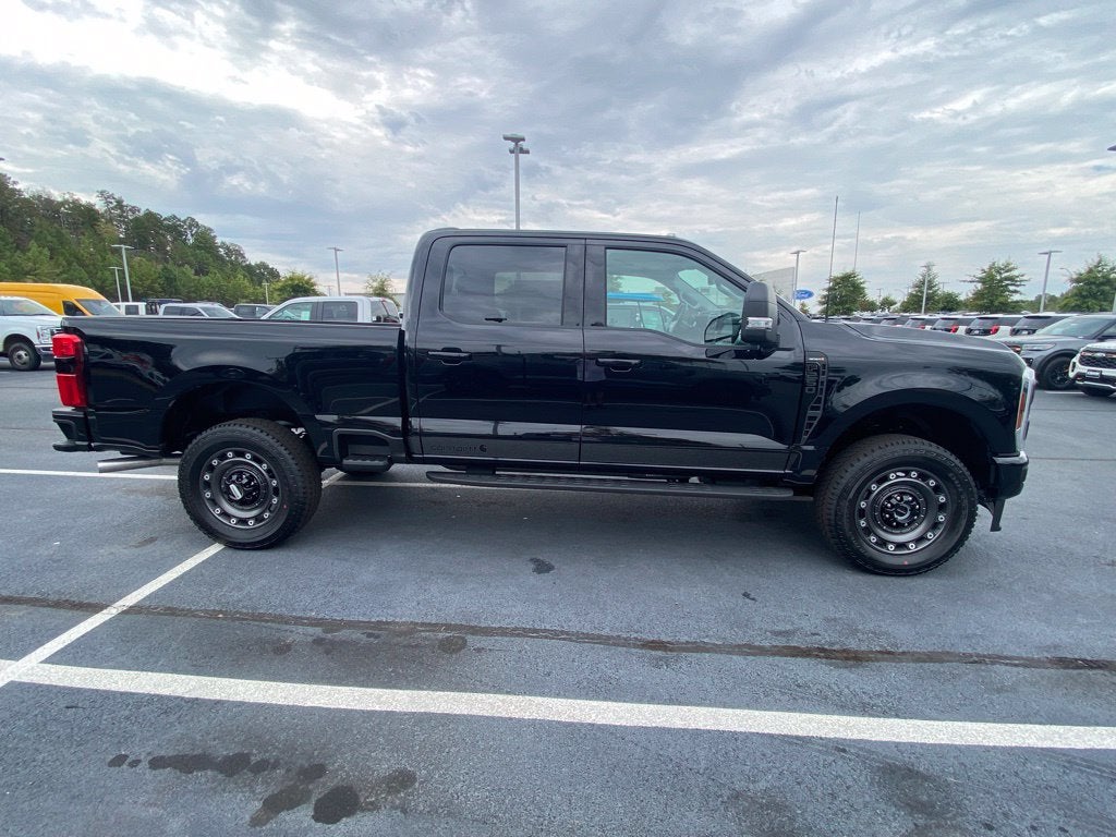 2027 Ford F-250SD XLT