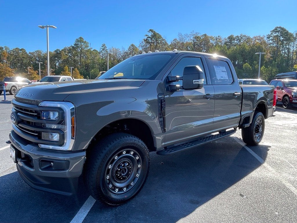 2027 Ford F-250SD XLT
