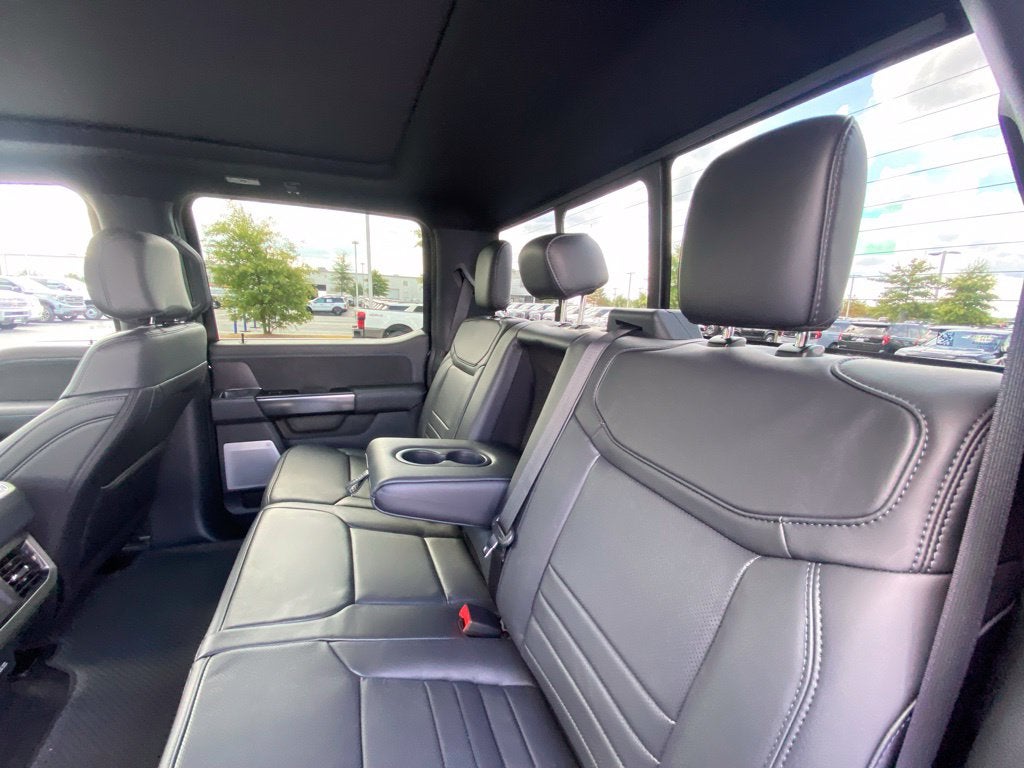 2027 Ford F-350SD Platinum