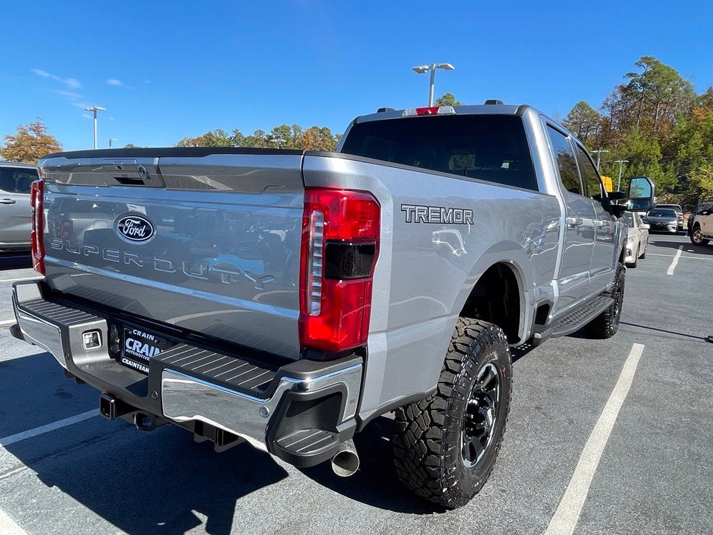 2027 Ford F-350SD XLT