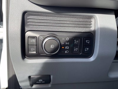2027 Ford F-350SD XLT