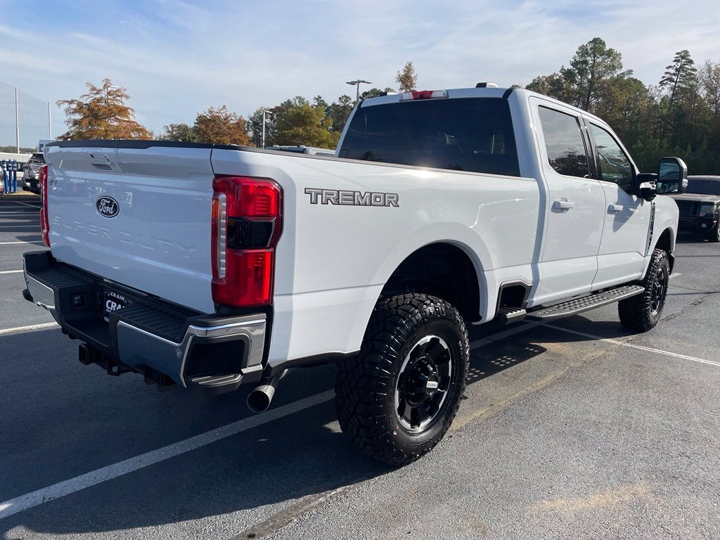 2027 Ford F-350SD XLT