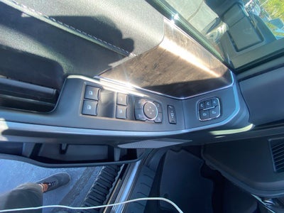 2027 Ford F-350SD Lariat DRW