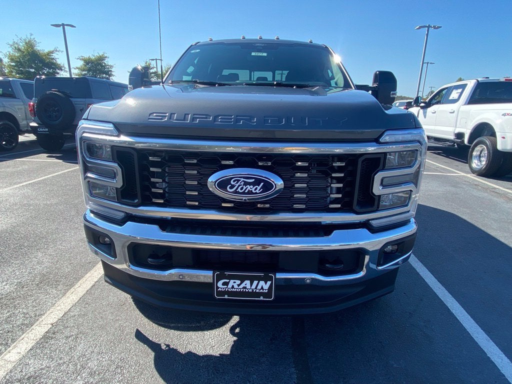 2027 Ford F-350SD Lariat DRW