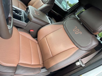 2027 Ford F-350SD King Ranch DRW
