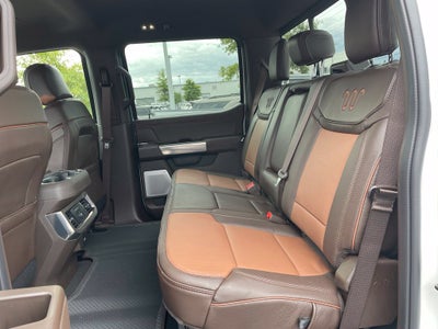 2027 Ford F-350SD King Ranch DRW