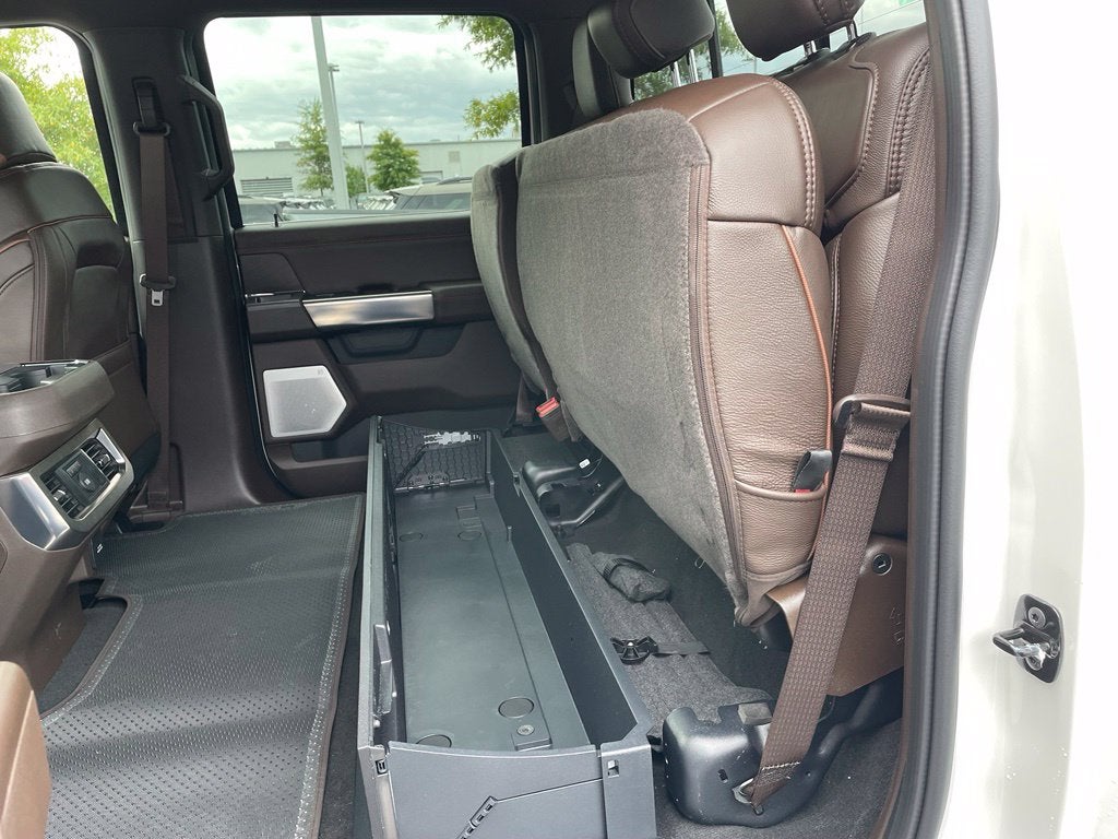 2027 Ford F-350SD King Ranch DRW