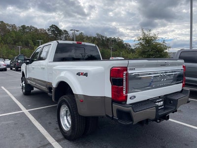 2027 Ford F-350SD King Ranch DRW